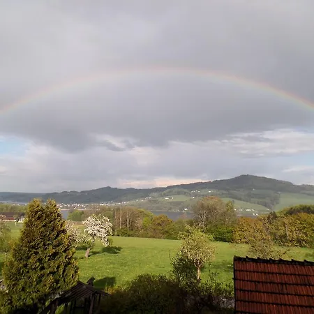 Baby- Und Kinderhof Aicherbauer Κατάλυμα σε φάρμα