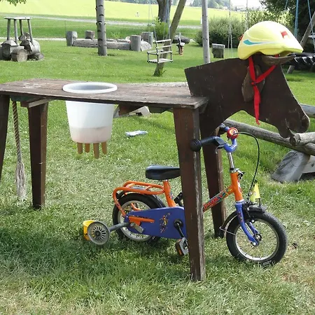 Baby- Und Kinderhof Aicherbauer * Seeham