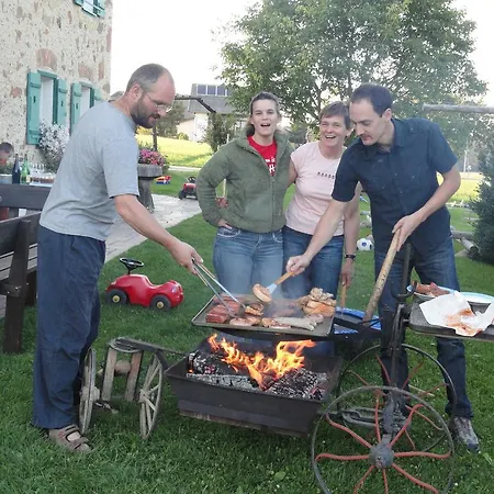 Baby- Und Kinderhof Aicherbauer Farma