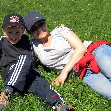 Baby- Und Kinderhof Aicherbauer Κατάλυμα σε φάρμα *