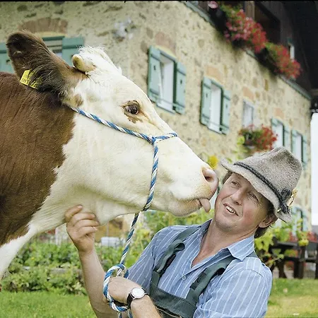 Baby- Und Kinderhof Aicherbauer Farm stay