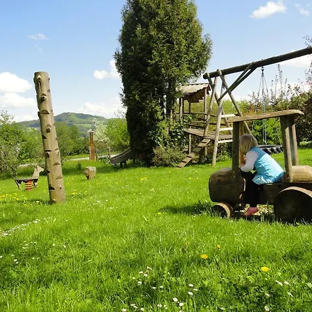 Baby- Und Kinderhof Aicherbauer Farm stay